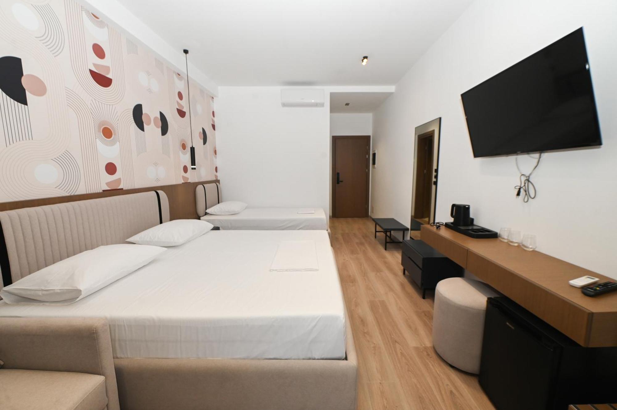 Monun Hotel Ksamil Kültér fotó