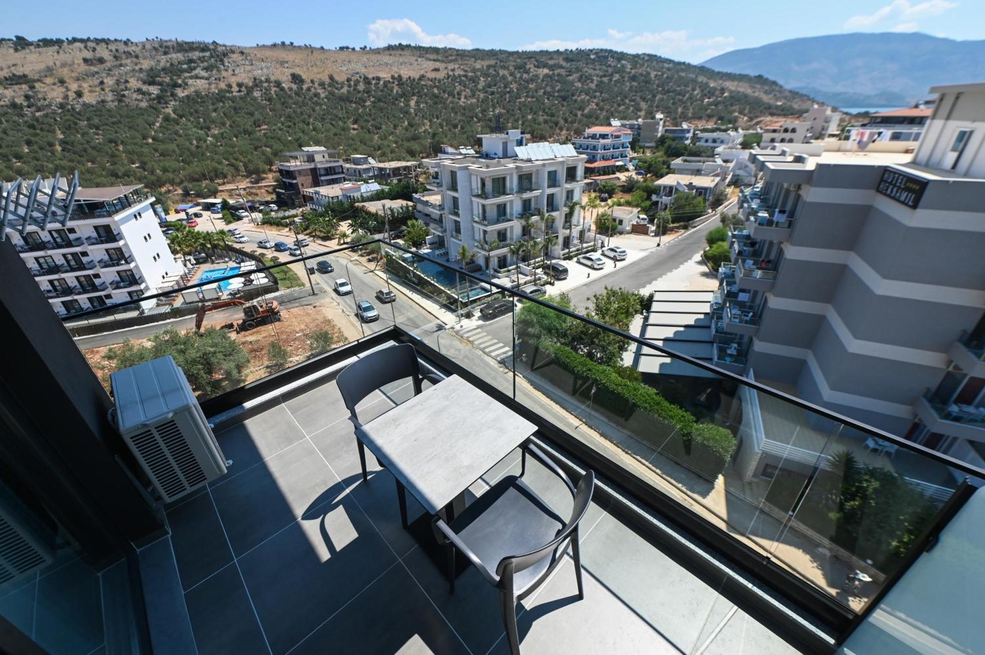 Monun Hotel Ksamil Kültér fotó