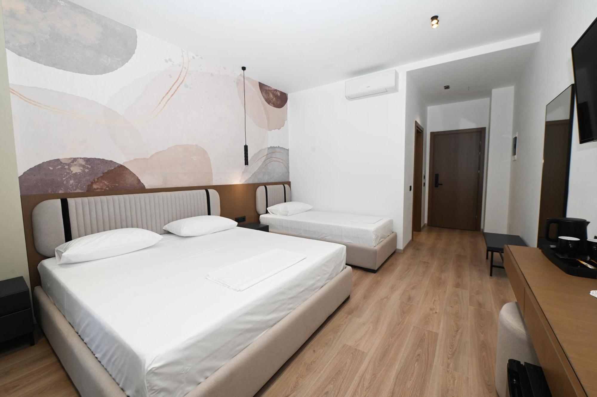 Monun Hotel Ksamil Kültér fotó