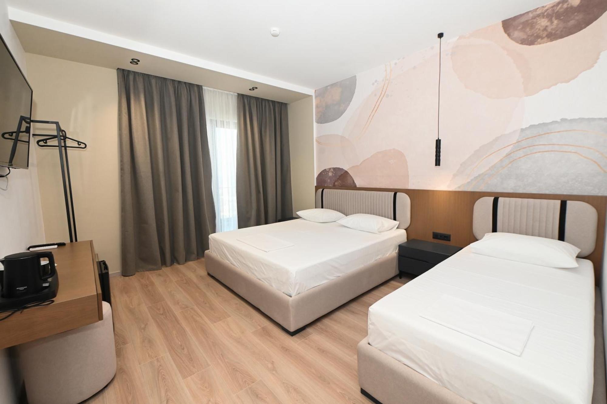 Monun Hotel Ksamil Kültér fotó