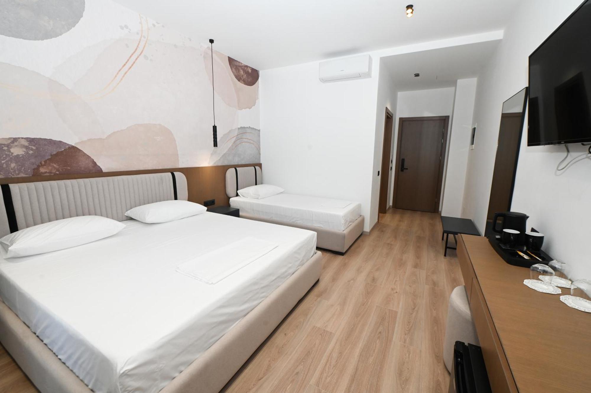 Monun Hotel Ksamil Kültér fotó